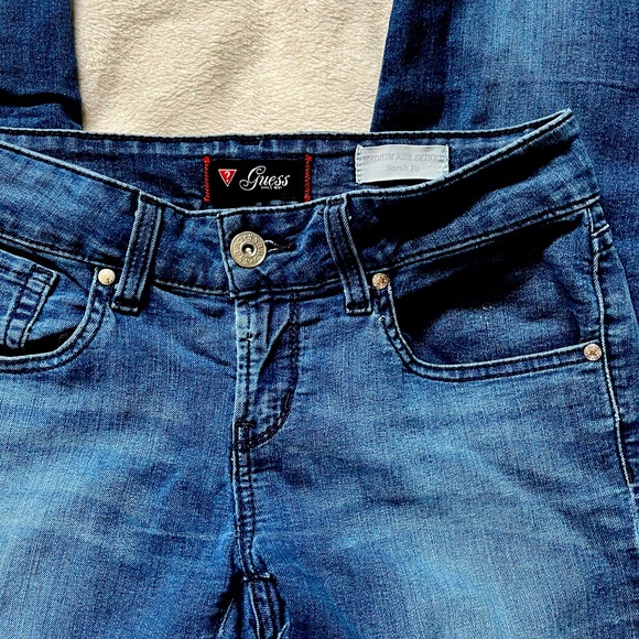 Guess - Medium wash denim - Picture 1 of 5